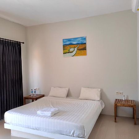 Village Corner Homestay Kuta  Номер фото
